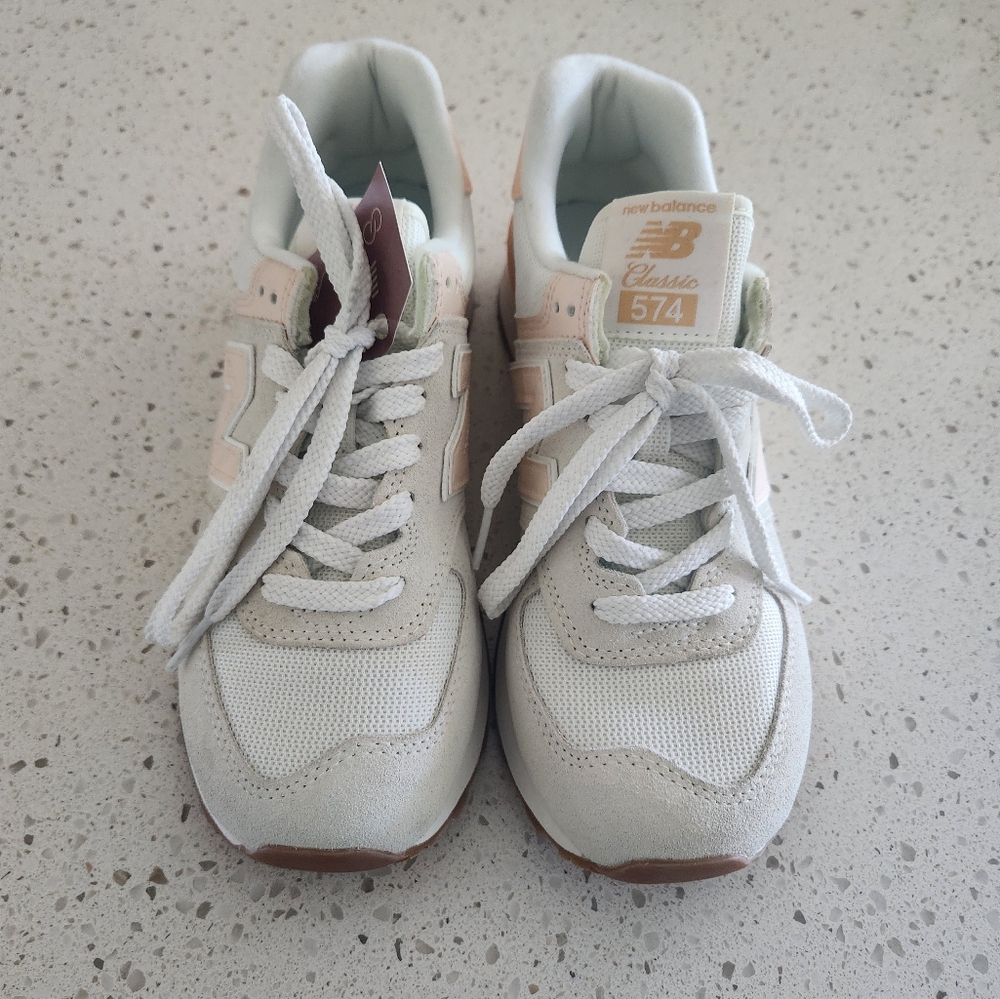 New Balance 574 Sneakers - White and coral